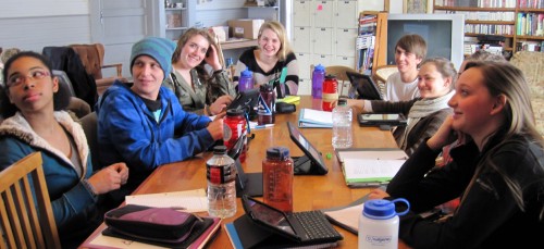 Students attend a special class on Chilean currency and learn how to use mental math to convert prices. Math Teacher Dan had the whole class laughing with his impeccable Spanish and his sense of humor.